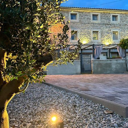 Vela & Vega Appartamento Višnjan Esterno foto